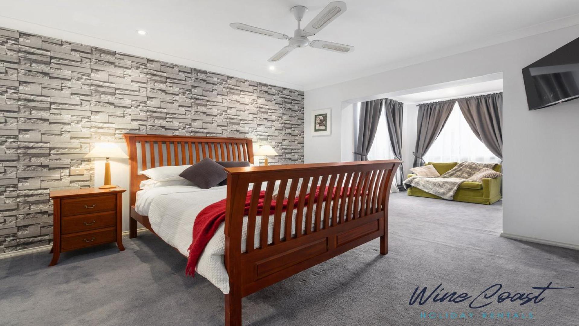 Ocean Views And Vineyards By Wine Coast Holiday home *